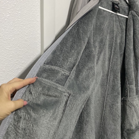 Gray Ski / Snow Jacket by ZeroXposur |Size XXL Women’s - Picture 14 of 17